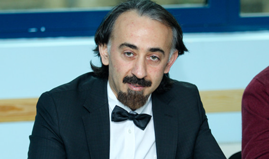 "Ora-burasını şişirtmək dəyər deyil, qızlarınıza şəkərbura bişirməyi öyrədin"