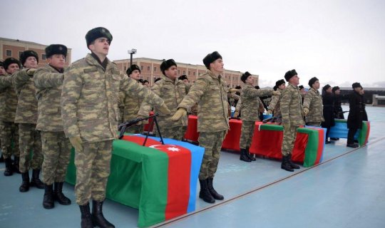 Həqiqi hərbi xidmətin müddəti ilə bağlı QƏRAR VERİLDİ