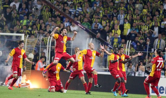 "Qalatasaray" rəsmilərindən futbolçulara QADAĞA