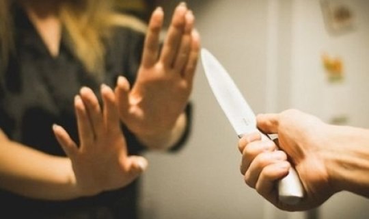 Ana ona 8 bıçaq vuran oğlunu bağışladı- &ldquo;Keçmiş ərim və qayınatam edib&rdquo; &nbsp;