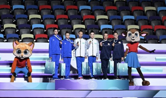 Azərbaycan gimnastları Bakıdakı turnirdə gümüş medal qazanıblar