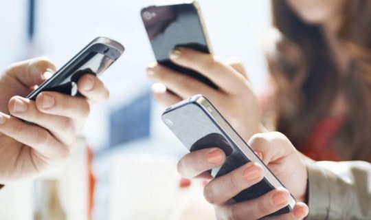 Diqqətin yayınmasında əsas səbəb telefon deyil - ARAŞDIRMA