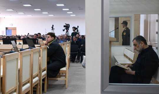 Vardanyanın məhkəməsində zərərçəkmiş şəxslərin ifadəsi: Meyitləri çıxaranda yaralandım - FOTO