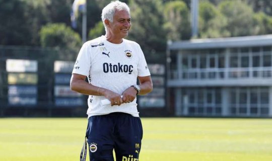"Fənərbaxça"dan çılğın transfer - Ulduz futbolçunu alır