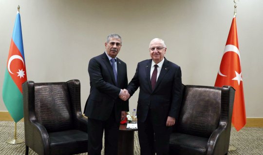 Antalyada Azərbaycan və Türkiyə müdafiə nazirləri arasında görüş keçirilib