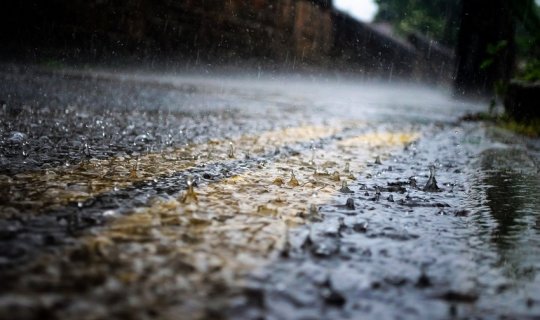 Sabah havanın temperaturu enəcək, leysan yağacaq
