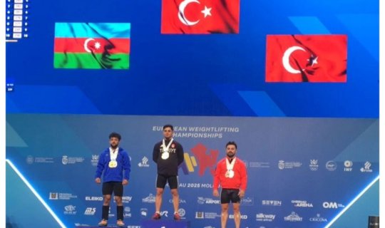 Azərbaycanlı ağırlıqqaldıran Avropa çempionatında 3 medal qazanıb