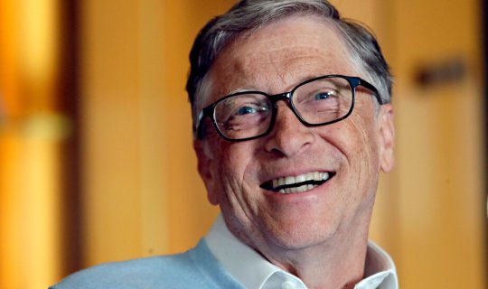 Bill Qeyts açıqladı: Süni intellekt bu 2 peşə sahiblərini də işsiz qoya bilər