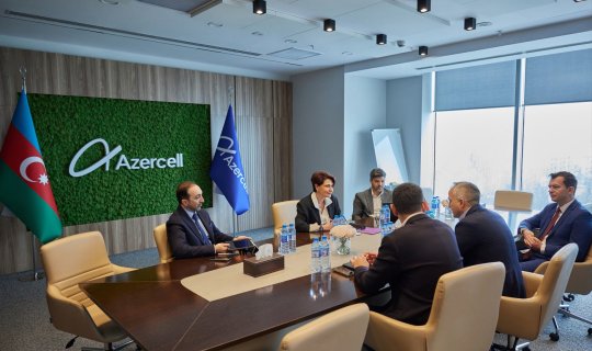 Azercell və UiPath Azərbaycanda biznesin avtomatlaşdırılması və süni intellektin tətbiqi sahəsində əməkdaşlığa başlayır