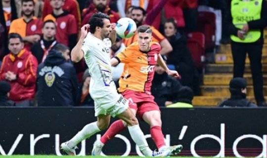 "Qalatasaray" səfərdə rəqibini darmadağın edib