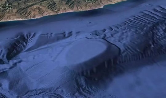 Okeanın dərinliyindəki sirli quruluş: Yadplanetli bazası, yoxsa təbii geoloji forma?