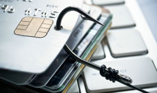 Bank kartlarından 18 min manatdan çox pul oğurlanıb