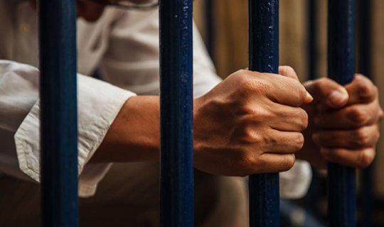 Azərbaycanda basqın və qətllər törədən "banda" üzvü 30 il sonra məhkəməyə çıxarılır
