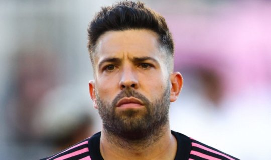 "İnter Mayami" Jordi Alba ilə müqavilə müddətini uzadıb