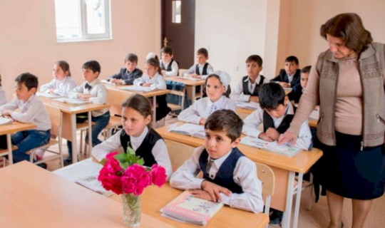 "Müəllim işləməyin" çağırışı niyə dəbdədir? - Ekspertdən həyəcan təbili