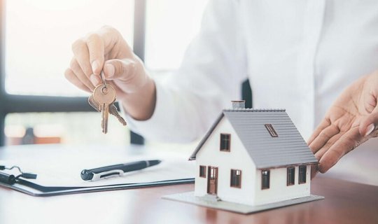 &ldquo;Makler&rdquo;lər mənzil alıcılarını necə aldadır?