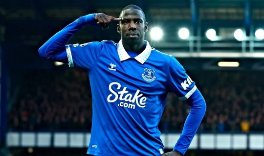 Dukure&nbsp;"Everton"u tərk edir