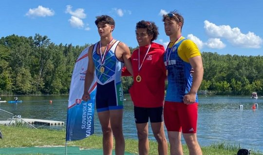 Azərbaycan avarçəkəni beynəlxalq yarışda qızıl medal qazanıb