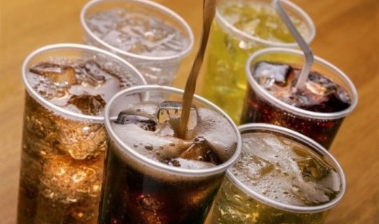 Miqren ağrıları zamanı bu qida və içkilər köməyə gələ bilər