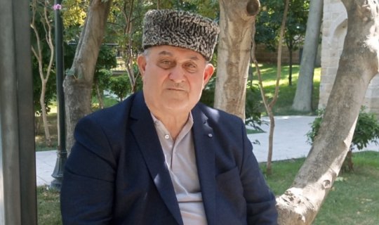 Xanəndə toyları qınadı: "Atan-baban diskotekada oynayıb?"