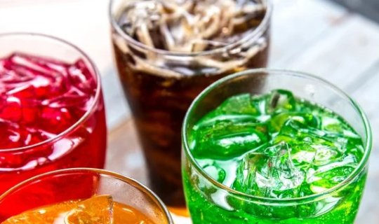 Gündə bir stəkan şəkərli içki diabet riskini 25% artırır