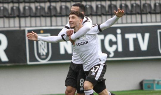 Ayxan Abbasov bu futbolçunu israrla "Şamaxı"da görmək istəyir