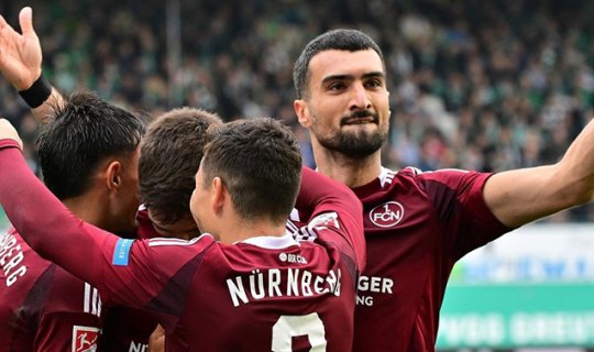 İkiqat İngiltərə çempionu Mahir Emrelini izləyir