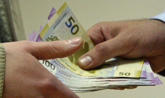 Əlillik dərəcəsi ilə bağlı 8400 manatlıq dələduzluq