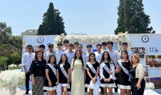 7 nömrəli tam orta məktəbdə &ldquo;Son Zəng&rdquo; tədbiri keçirilib - FOTOLAR