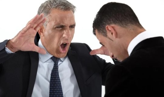 Rəhbərlər niyə&nbsp;işçilərə qışqırır?