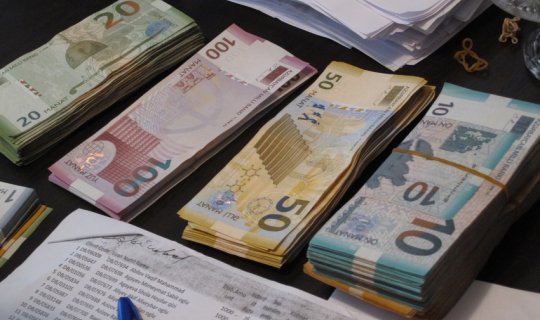Azərbaycan manatının nominal və real effektiv məzənnələri azalıb