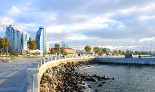Ağ Şəhər bulvarında meyit aşkarlanıb