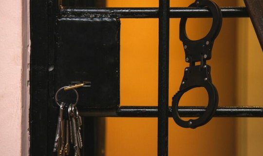 "Elə bilirdim ağ günə çıxacağam" - Dələduzluqda təqsirləndirilən şəxs