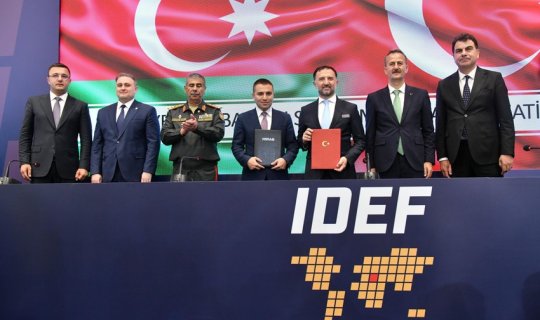 Azərbaycanla Türkiyə arasında müdafiə sənayesi sahəsində sənədlər imzalanıb