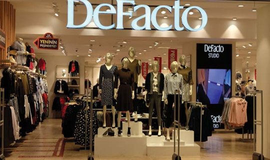 &ldquo;Defacto&rdquo; vətəndaşa malı 5 manat baha satdı - 4 min cərimələndi