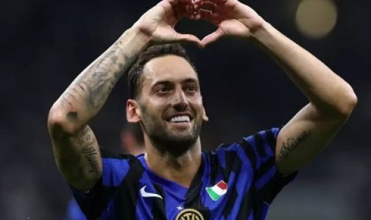 Hakan Çalhanoğlu "İnter"dəki gələcəyinə özü aydınlıq gətirdi
