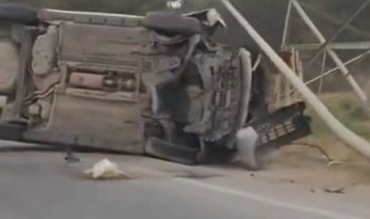 Bakı-Quba yolunda&nbsp;&ldquo;Nissan&rdquo; aşdı