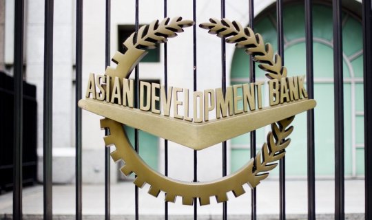 ADB Azərbaycanın da daxil olduğu regiona yeni rəhbər təyin edib