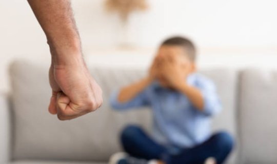 &ldquo;TikTok&rdquo;da tanış olduğu qadının uşaqlarına tərbiyə adı ilə dəhşətli işgəncələr verdi