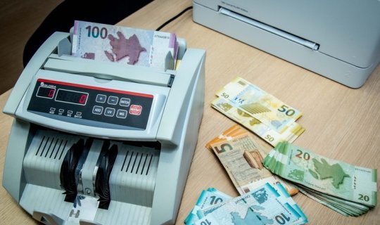 AMB valyuta ehtiyatları nə qədərdir?