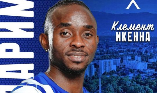 "Sabah"ın rəqibi futbolçusu ilə vidalaşıb