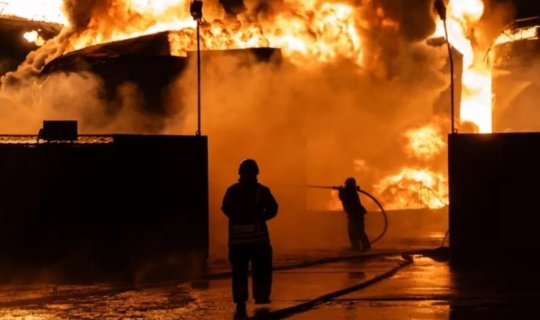 Rusiya Ukraynada SOCAR-ın neft bazasını vurub, xəsarət alanlar var