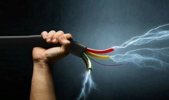 Ağdaşda FACİƏ: 35 yaşlı kişini cərəyan vurub öldürdü