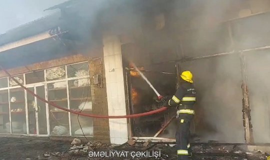 Sabirabadda mərkəzi bazarda yanğın baş verib - VİDEO