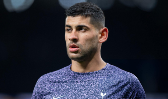 "Tottenhem" Argentina millisinin üzvü ilə müqavilə müddətini uzadıb