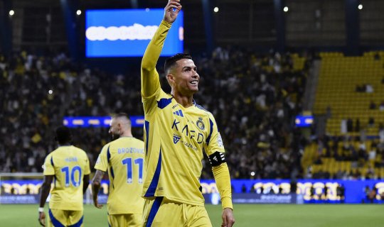 Ronaldo unikal nailiyyətə İMZA ATDI