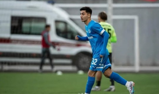 Daha bir futbolçu milliləşdirilir