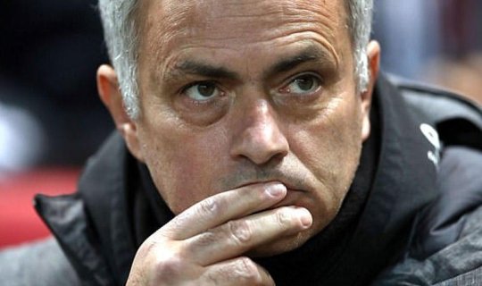 Mourinyodan &ldquo;Fənərbağça&rdquo; rəsmisinə sərt cavab - &ldquo;Onu tanımıram&rdquo;
