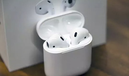 &ldquo;AirPod&rdquo;a canlı tərcümə gəlir