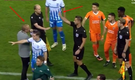 Baş hakim spikeri meydandan qovdu - Video
